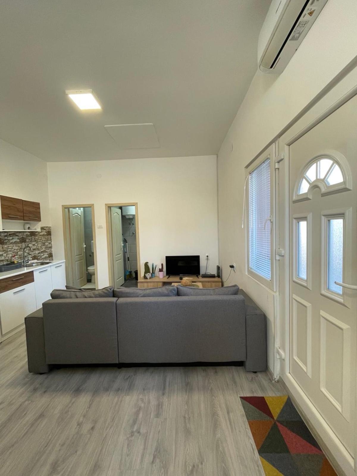 Kikinda Apartman Arthur מראה חיצוני תמונה